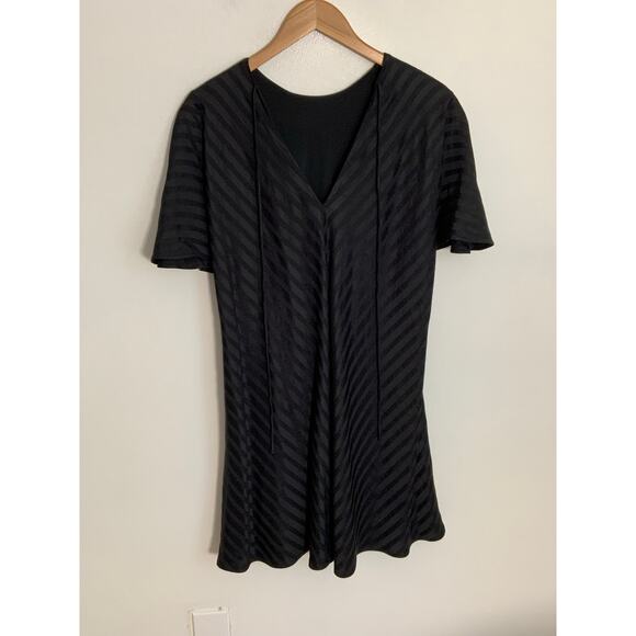 Banana Republic Black Mini Dress NWT size small - Picture 2 of 8